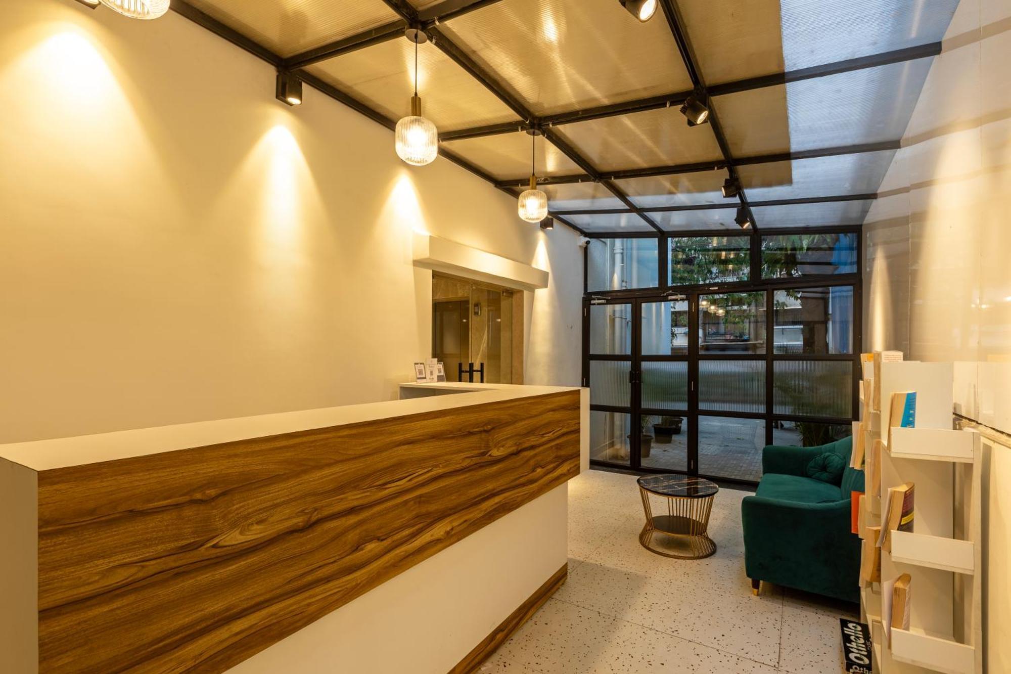 The Orion Premium Suites Bombaj Exteriér fotografie